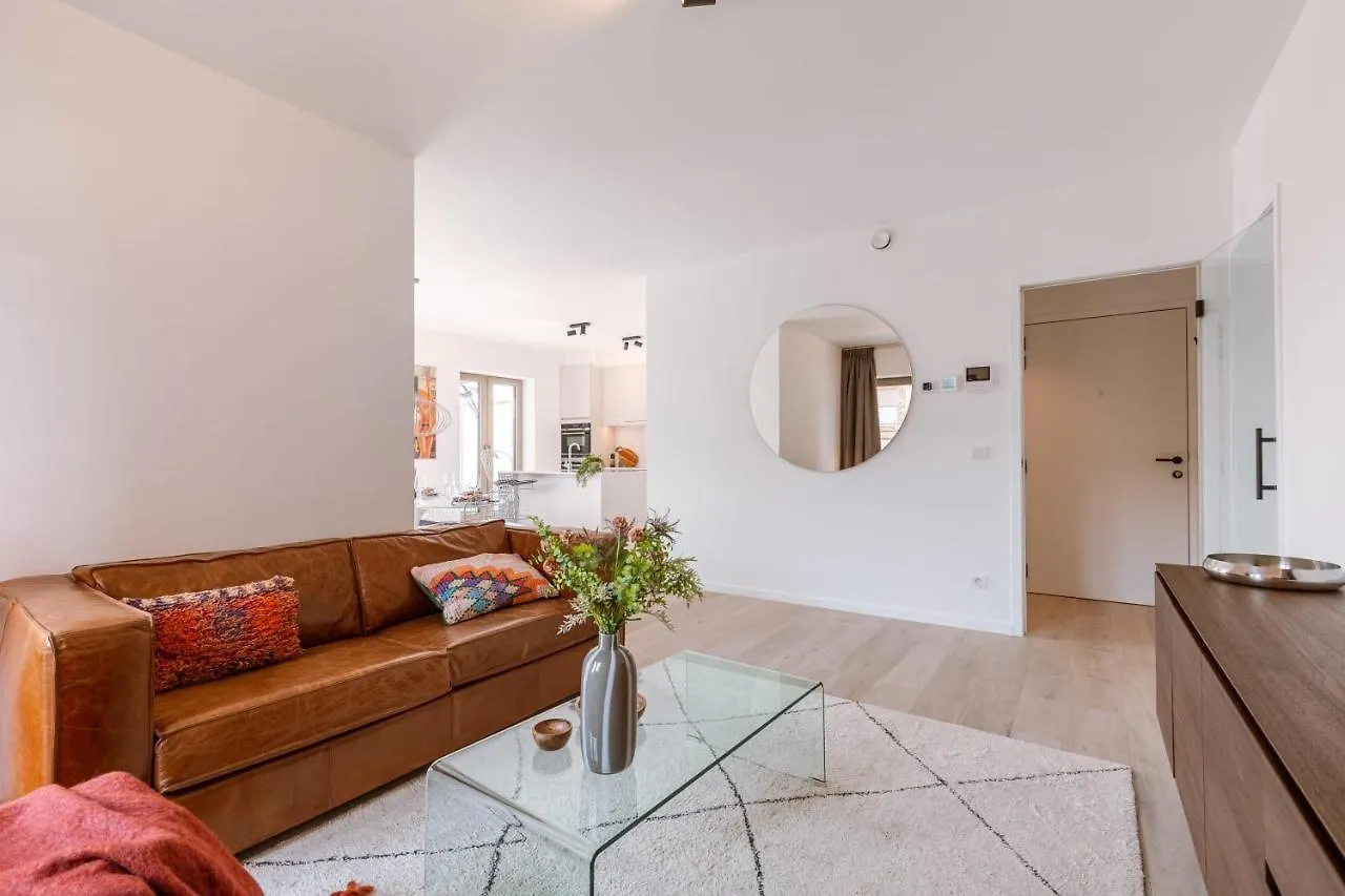 Huswell - Beautifully Decorated Apartment With Sunny Terrace Ostend 0*,
