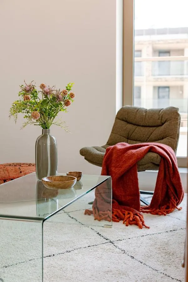 Huswell - Beautifully Decorated Apartment With Sunny Terrace Ostend