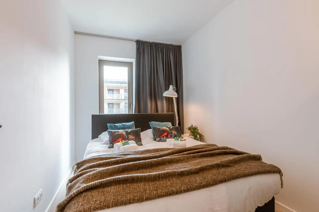 Huswell - Beautifully Decorated Apartment With Sunny Terrace Ostend