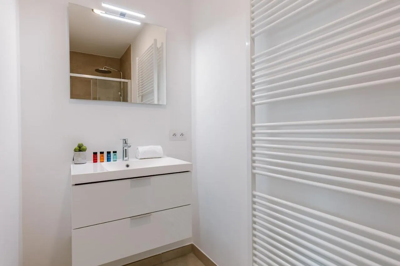 Huswell - Beautifully Decorated Apartment With Sunny Terrace Ostend 0*,  Belgium